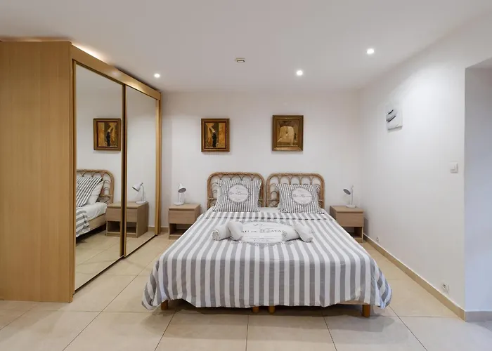 Independant En Calme, Jardins Et Piscine A 5 Min De La Nice